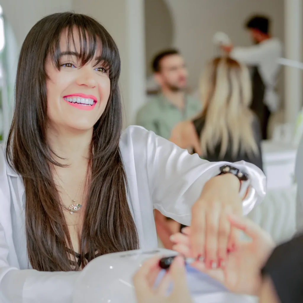 Amandais Manicure Service